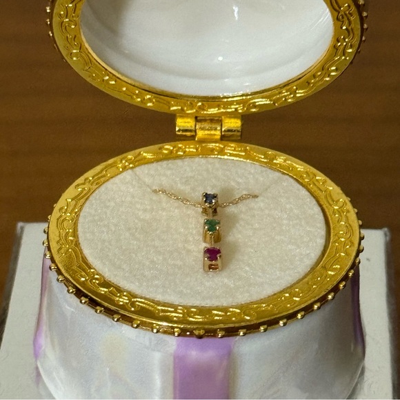 NWT Vintage 10K Gold 3-Stone Pendant Necklace 18” Ruby Emerald Sapphire GIFT - Picture 3 of 10